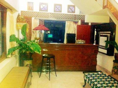 โรงแรมเซ็นทรัล Buleleng  ภายนอก รูปภาพ